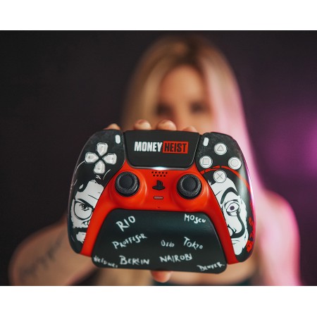 Money Heist, PS5 ovladač