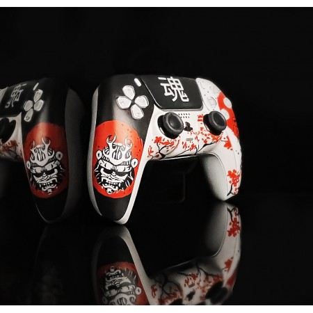 Ovladač s motivem Samurai