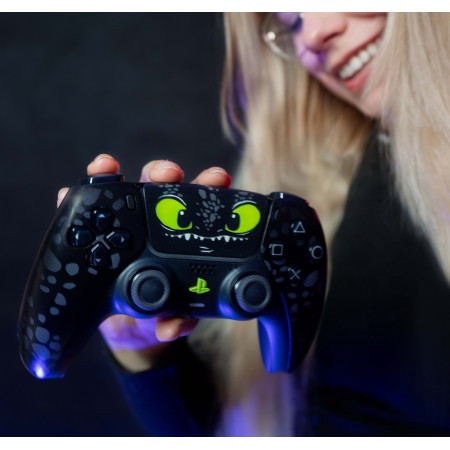 Ovladač s motivem Bezzubka